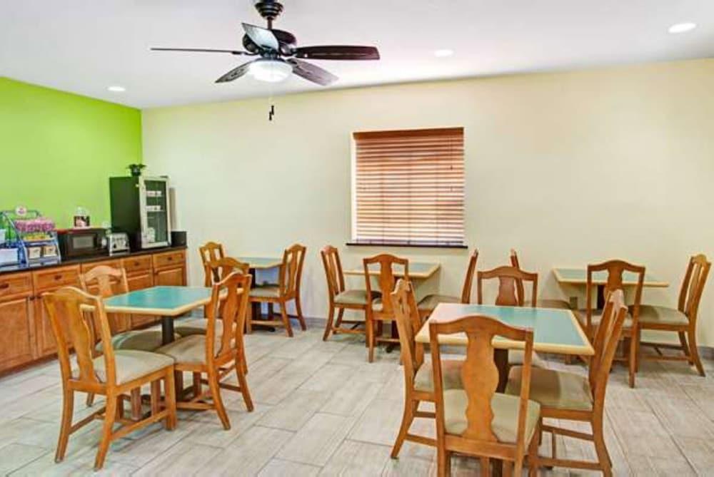 Ocean Breeze Inn St. Augustine Beach Екстериор снимка