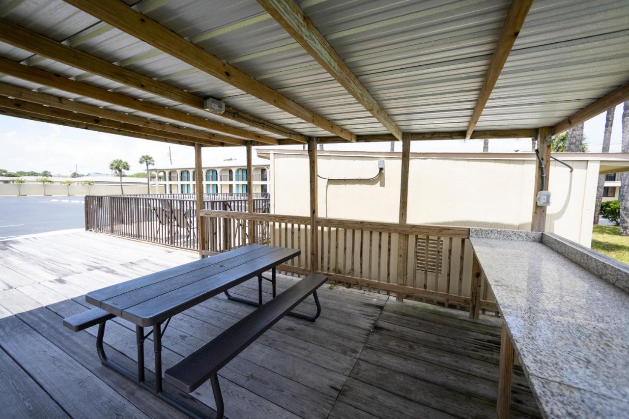 Ocean Breeze Inn St. Augustine Beach Екстериор снимка