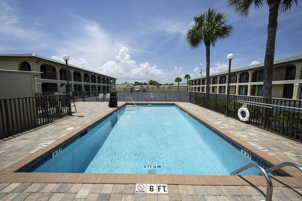 Ocean Breeze Inn St. Augustine Beach Екстериор снимка